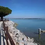 Marina 4* Grado