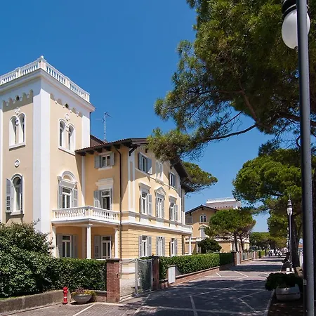 Marina 4* Γκράντο