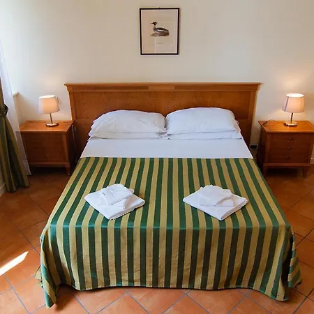 Ξενοδοχείο με διαμερίσματα Marina Γκράντο