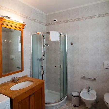 Marina Aparthotel 4*