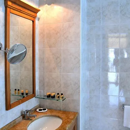 Marina Ξενοδοχείο με διαμερίσματα Γκράντο